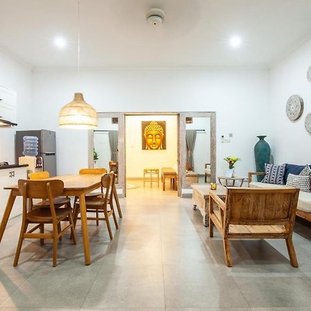 Ambermoon Villas Семіньяк Екстер'єр фото