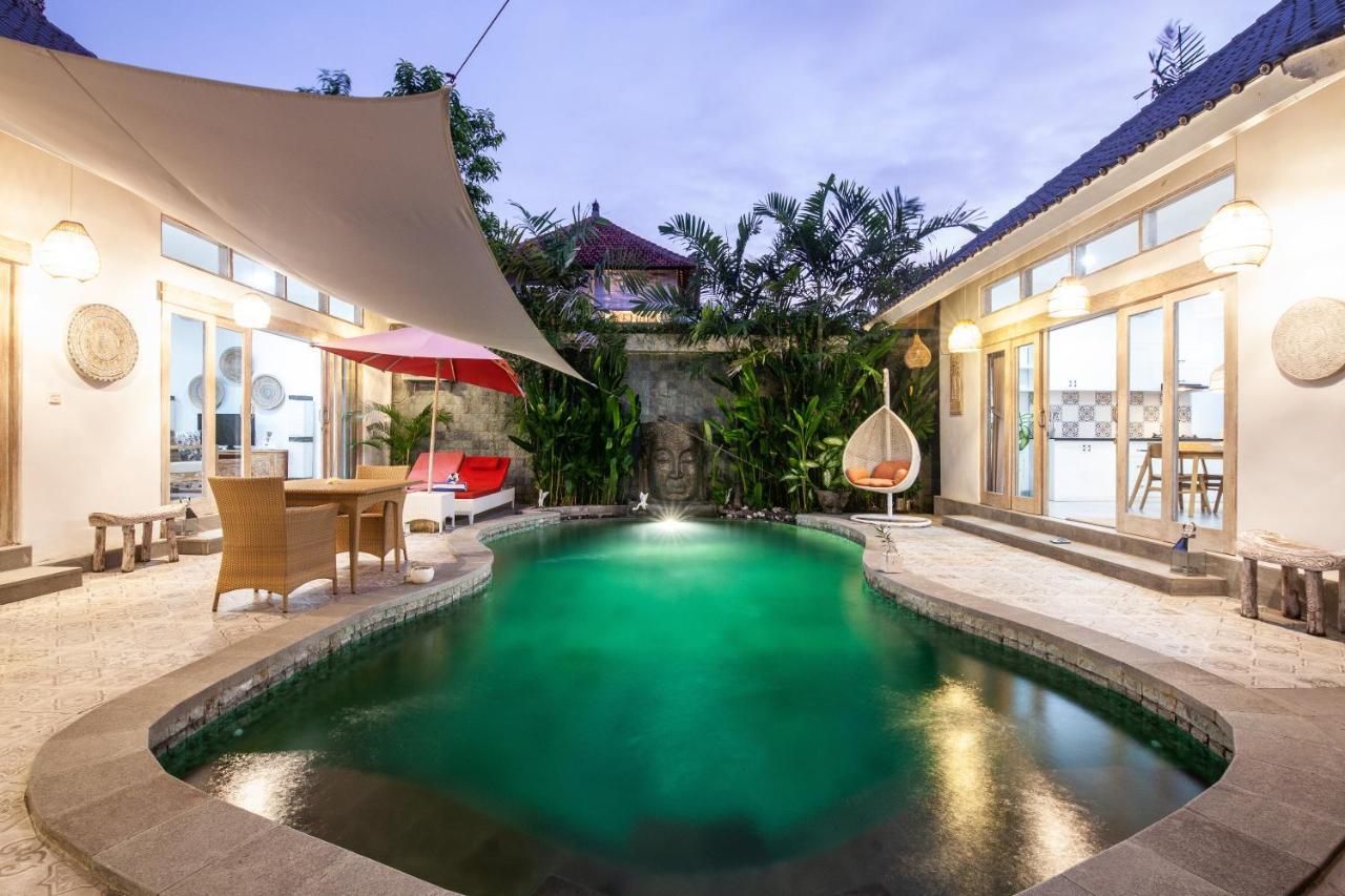 Ambermoon Villas Семіньяк Екстер'єр фото
