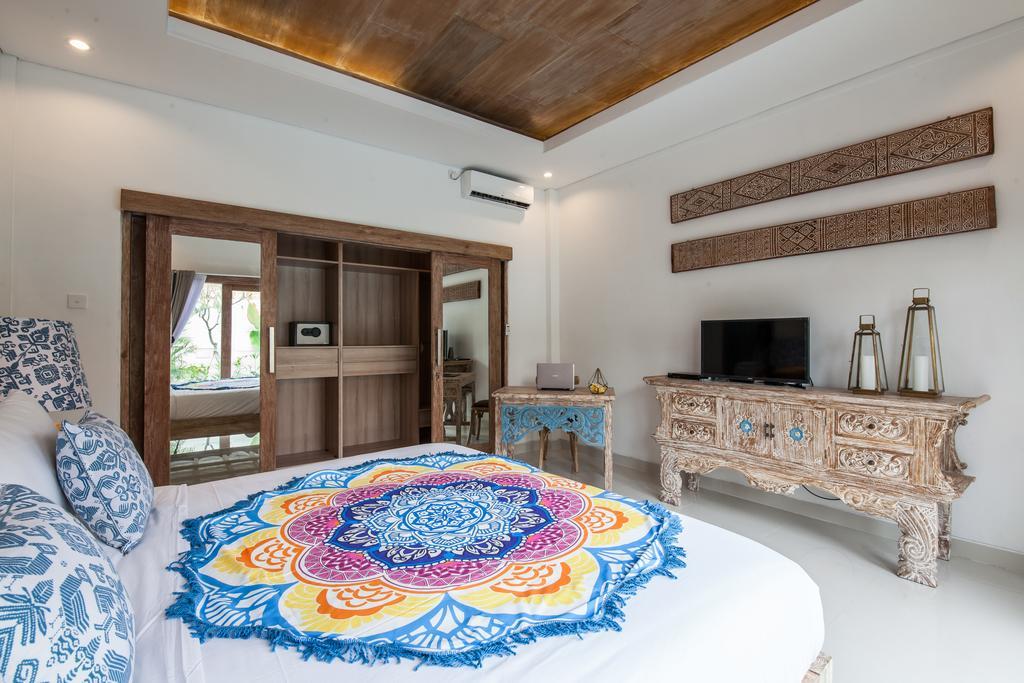 Ambermoon Villas Семіньяк Екстер'єр фото